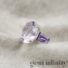 Charger l'image dans la galerie, Mauboussin, ‘extrêmement libre et sensuel’, bague or gris et améthystes