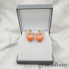 Charger l'image dans la galerie, Boucles d'oreilles or, diamants et corail