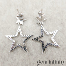 Charger l'image dans la galerie, Pendants d'oreilles étoiles or gris et diamants