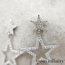 Charger l'image dans la galerie, Pendants d'oreilles étoiles or gris et diamants
