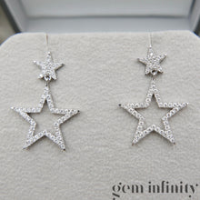 Charger l'image dans la galerie, Pendants d'oreilles étoiles or gris et diamants