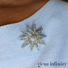Charger l'image dans la galerie, Broche étoile XIXè s. argent sur or rose sertie de diamants