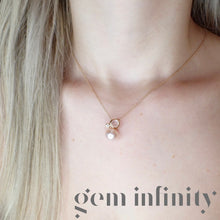 Charger l'image dans la galerie, Mimi, Collier or rose, diamant, quartz rose et perle