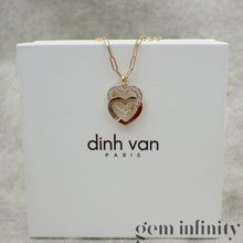 Charger l'image dans la galerie, Dinh Van Pendentif menottes coeurs or et diamants sur chaîne