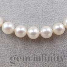 Charger l'image dans la galerie, Mikimoto, collier de perles Akoya, fermoir or