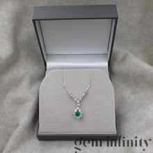 Charger l'image dans la galerie, Collier or gris émeraude et diamants