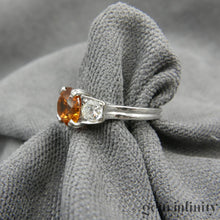 Charger l'image dans la galerie, Bague or gris, zircon brun et diamants