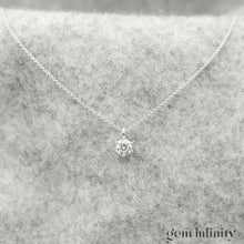 Charger l'image dans la galerie, Collier solitaire diamant or gris