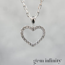 Charger l'image dans la galerie, Pendentif coeur ajouré or gris et diamants sur chaîne
