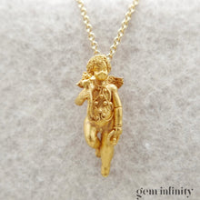 Charger l'image dans la galerie, Pendentif ange XIXè s. or sur chaîne