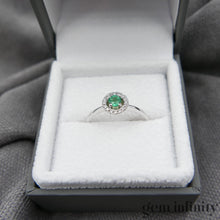 Charger l'image dans la galerie, Bague or gris émeraude et diamants