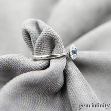 Charger l'image dans la galerie, Bague or gris saphir et diamants