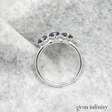 Charger l'image dans la galerie, Bague or gris et saphirs