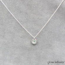 Charger l'image dans la galerie, Collier or gris émeraude et diamants