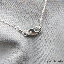 Charger l'image dans la galerie, Collier or gris saphir et diamants