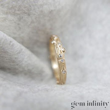 Charger l'image dans la galerie, MAUBOUSSIN, Bague jonc écorce or rose et diamants