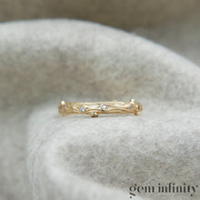 Charger l'image dans la galerie, MAUBOUSSIN, Bague jonc écorce or rose et diamants