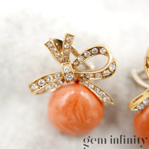 Boucles d'oreilles or, diamants et corail