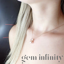 Charger l&#39;image dans la galerie, Mimi, Collier or rose, diamant, quartz rose et perle
