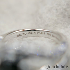 Mauboussin, ‘Ni naïve ni soumise Vraie’, bague or gris, saphirs et diamants