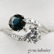 Upload image to gallery, Ring ‘toi &amp; moi’ white gold, sapphire and diamonds
