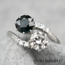 Upload image to gallery, Ring ‘toi &amp; moi’ white gold, sapphire and diamonds
