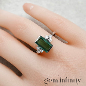 Bague or gris tourmaline verte et diamants