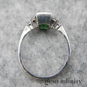 Bague or gris tourmaline verte et diamants