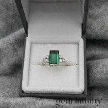 Charger l&#39;image dans la galerie, Bague or gris tourmaline verte et diamants
