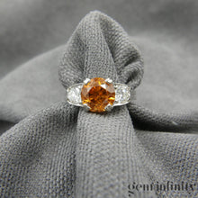 Charger l&#39;image dans la galerie, Bague or gris, zircon brun et diamants
