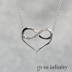 Collier 'amour infini' or gris serti de diamants