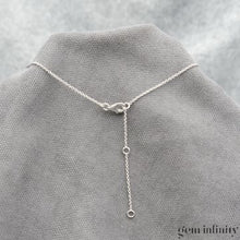 Charger l&#39;image dans la galerie, Collier or gris double cercles et diamants
