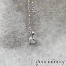 Charger l&#39;image dans la galerie, Collier solitaire diamant or gris
