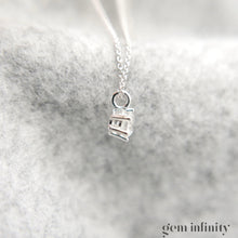 Charger l&#39;image dans la galerie, Collier solitaire diamant or gris
