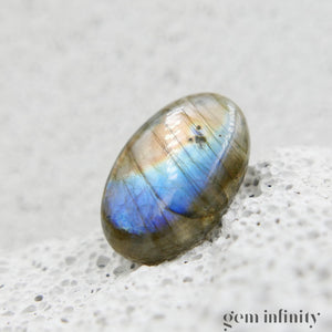 LABRADORITE, protective et apaisante