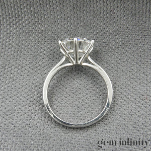 Bague solitaire platine et diamant