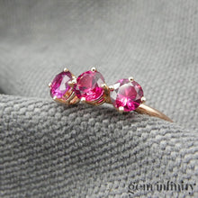 Charger l&#39;image dans la galerie, Bague or rose et rubis
