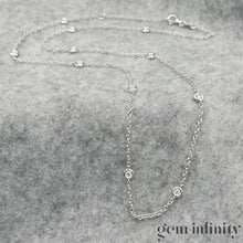 Upload image to gallery, White gold and diamonds necklace
