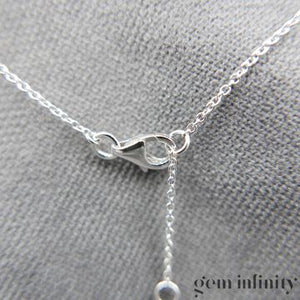 White gold and diamonds necklace