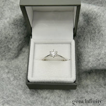 Upload image to gallery, White gold and diamond solitaire
