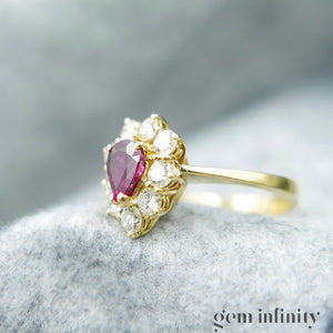 Bague or rubis goutte et diamants