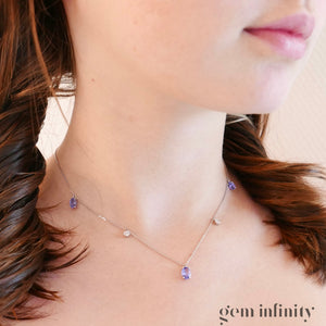 Collier or gris, tanzanites et diamants